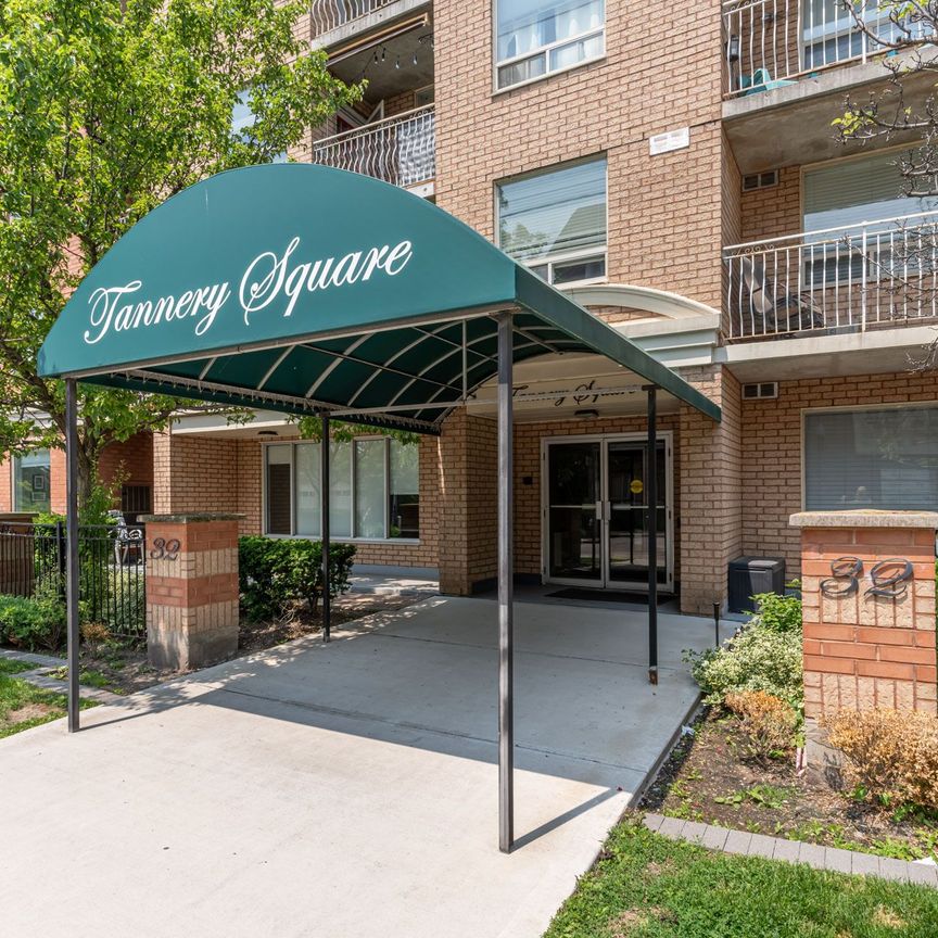 For Lease - 32 Tannery Street Unit# 602, Mississauga, Ontario - Photo 1