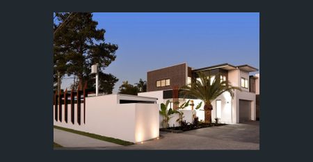 Modern Living In Albany Creek - Photo 2