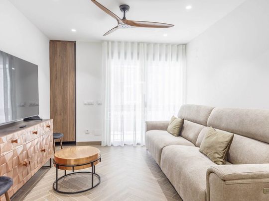 Excellent 2 Bedroom apartment for rent in Sant Francesc, Valencia - Photo 1