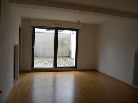 Location Appartement 2 pièces 43m² ST OMER 62500 - Photo 5