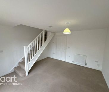 2 bedroom terraced house to rent - Photo 2