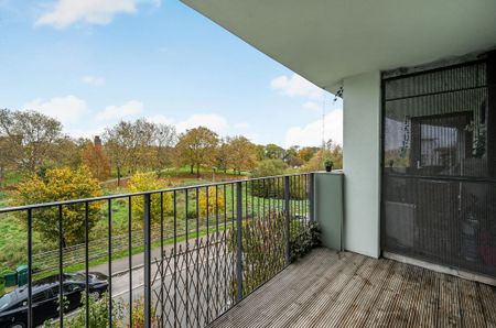 1 bedroom apartment to rent - Photo 2