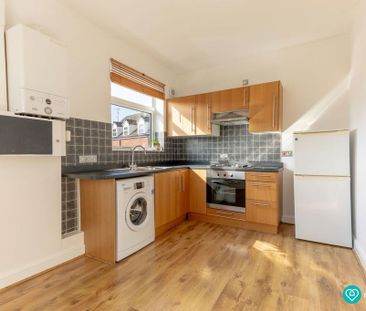 1 bedroom duplex to rent - Photo 3