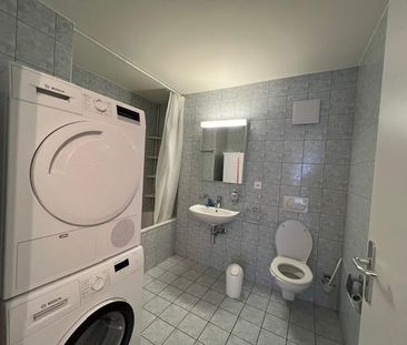 Bel appartement de 3.5 pièces au 4ème étage avec balcon - Foto 2