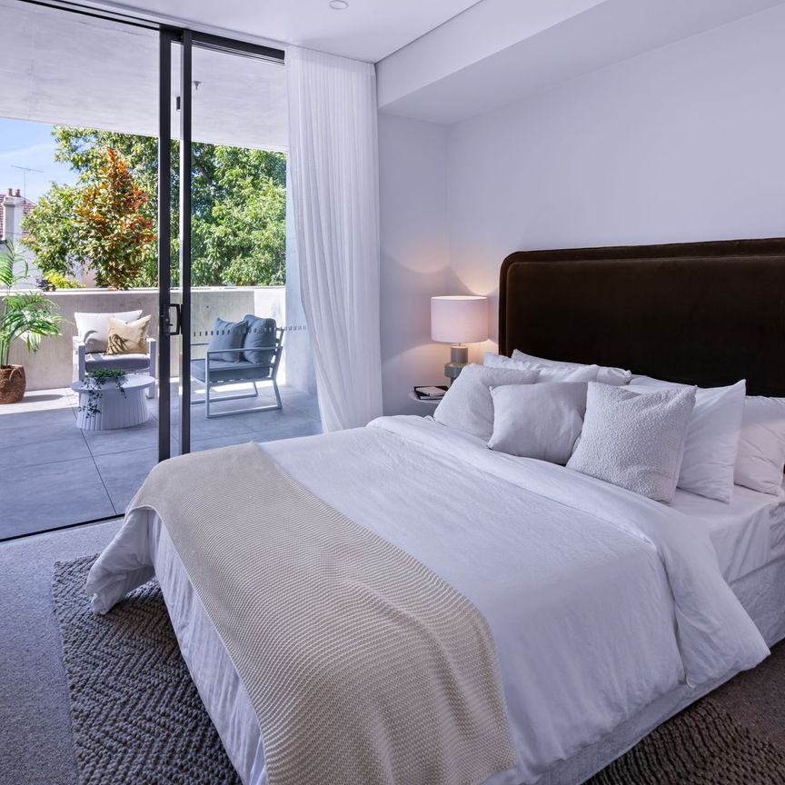 Near New 2 bedroom With Highest Qualitys - Photo 1