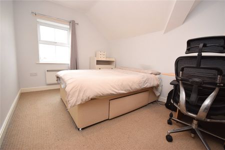 21, Manor Fold, Horsforth, Leeds, West Yorkshire, LS18 4DG - Photo 5