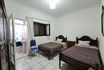 Floor 3 bedroom villa with suite located in Cacia!