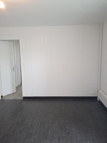 Location Appartement 2 pièces 46m² CLERMONT FERRAND 63000 - Photo 5
