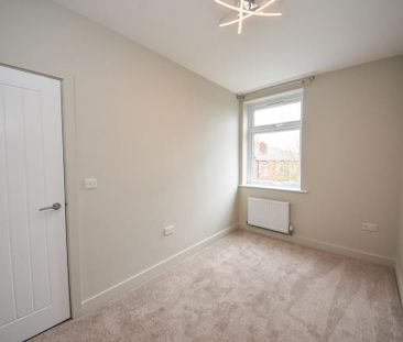 3 bedroom terraced house to rent - Photo 6