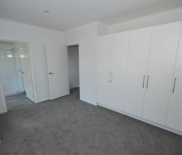 Large modern townhouse - Photo 5