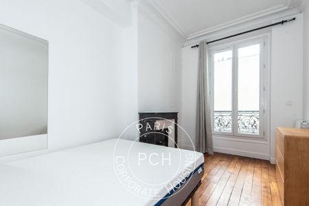 Rue Mathurin Régnier, - Photo 4