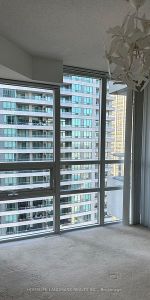 For Lease - 35 hollywood Avenue, Toronto, Ontario - Photo 4