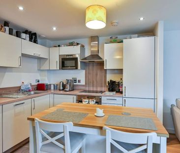 2 bedroom flat to rent - Photo 6