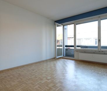 Urbaner Komfort & Erstklassige Lage: Ihr neues Zuhause am Bahnhof SBB - Foto 1