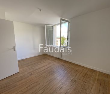 Location Appartement 3 pièces 51m² ST LO 50000 - Photo 3