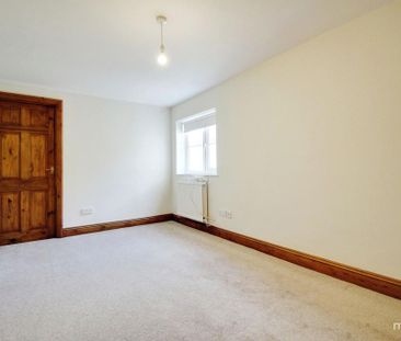 4 bedroom detached house to rent - Photo 5