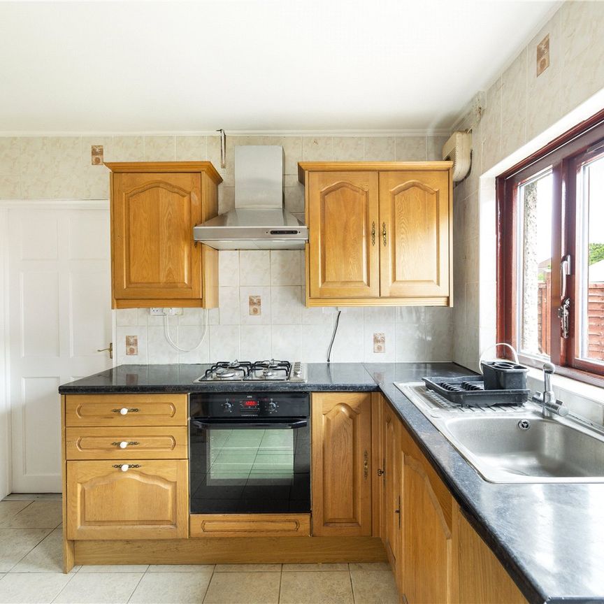 Lydney Road, Southmead - Photo 1