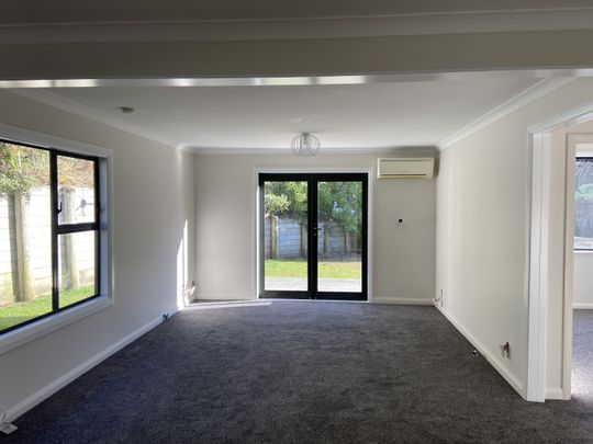 3 BEDROOM FAMILY HOME! - Photo 1