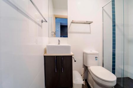 PREMIER STUDIO APARTMENT - Photo 5