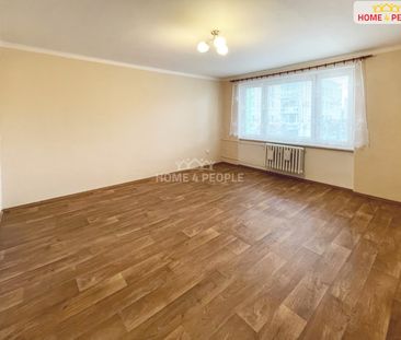 Pronájem bytu 1+1 38 m² - Photo 1