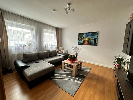 Geräumige 2R-Wohnung mit Balkon und EBK - Foto 4