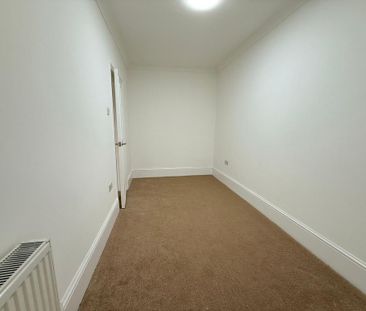 4 bedroom detached bungalow to rent - Photo 1