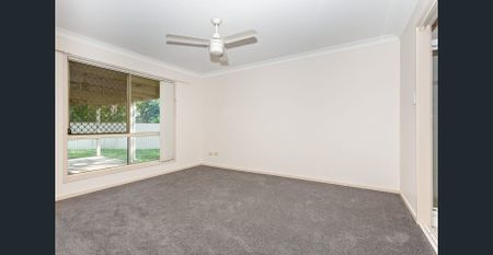 Easy Family Living in a Quiet Location - Photo 2