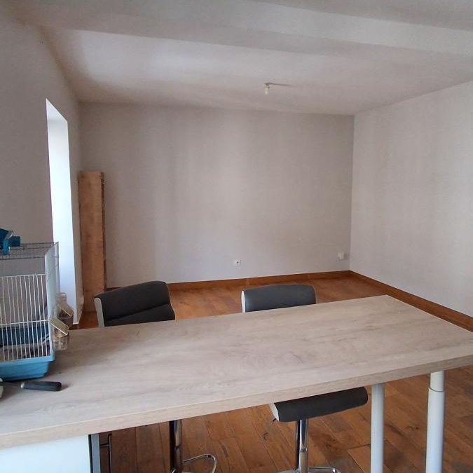 A LOUER APPART T2 MEUBLE - Photo 1