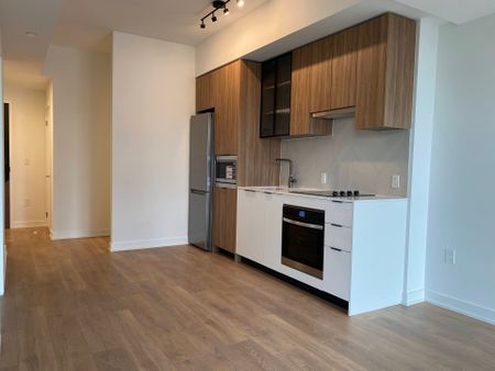 For Lease - 1037 The Queensway N/A Unit# 514, Toronto, Ontario - Photo 2