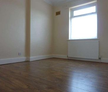 Burnham Road, Dartford, DA1 - Photo 2