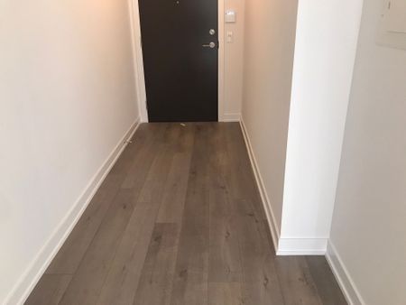 For Lease - 60 Honeycrisp Crescent Unit# 606, Vaughan, Ontario - Photo 2