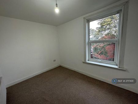 4 bedroom terraced house to rent - Photo 2