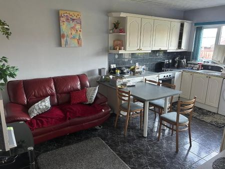 48 Dunsuivnish Avenue, Portstewart, BT55 7EP - Photo 5