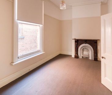 Charming Two-Bedroom Unit in the Heart of Brunswick - Photo 3