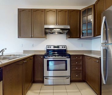 For Lease - 1 Green Spruce Road, Whitchurch-Stouffville, Ontario - Photo 3