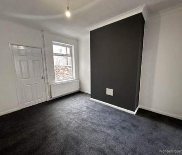 3 bedroom property to rent in Grimsby - Photo 4