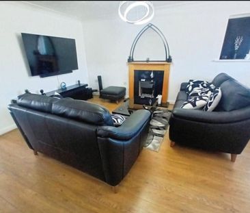 Jubilee Close, Spalding, Sutton St. James - Photo 2