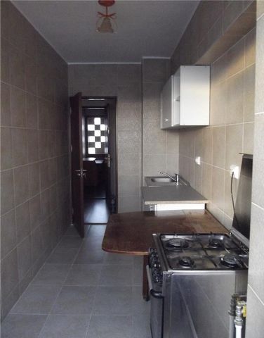 Spre inchiriere o garsoniera zona Favorit - Fotografie 4