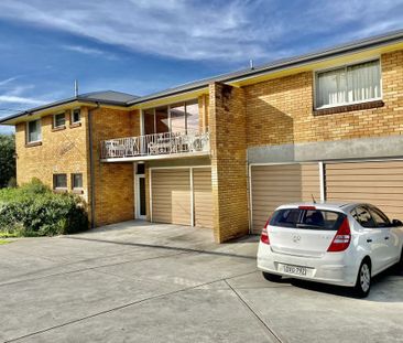 2/43 Pell Street, Merewether - Photo 2