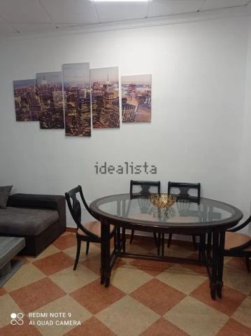 Alquiler de piso en Centro - Photo 2