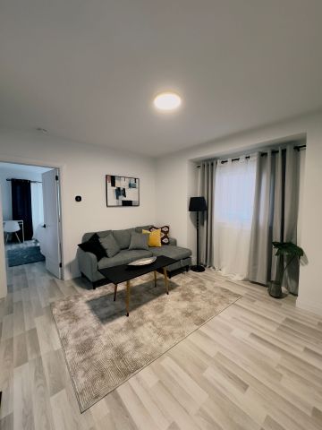 For Lease - 196 Walnut Street Unit# Main, Hamilton, Ontario - Photo 4