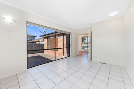 1/1815 Dandenong Road, Oakleigh East - Photo 5