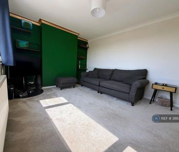2 bedroom maisonette to rent - Photo 1