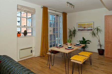 Portland Square, Bristol, BS2 - Photo 3