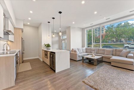 For Lease - 195 Hunter Street Unit# TH-04, Peterborough, Ontario - Photo 2