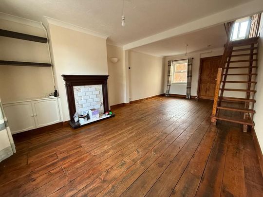 2 bedroom terraced house to rent - Photo 1