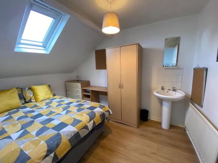 Donegall Road, Room 4, All Bills Included, Belfast, BT12 5NA - Photo 4