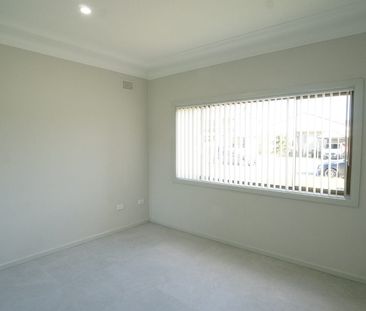 FULLY RENOVATED THROUGHOUT - Photo 4