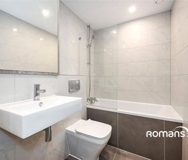 Studio to rent - Photo 6