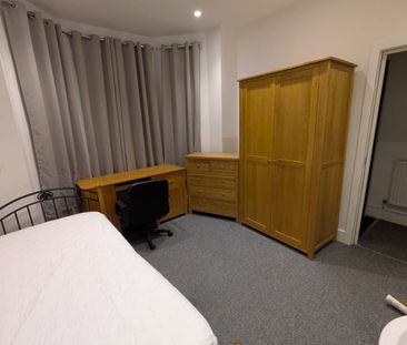 Room in a Shared House, Kensington Road, CV5 - Photo 2